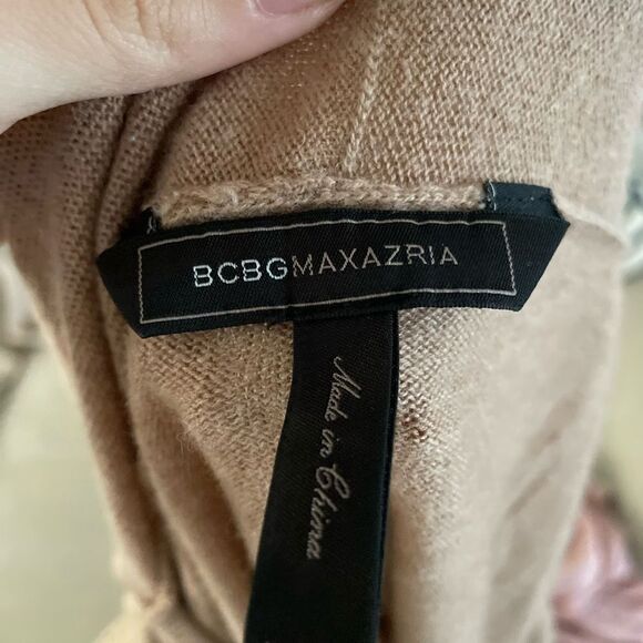 BCBGMAXAZRIA Merino Wool Crop Cardigan cut out back Tan XS - Picture 4 of 5